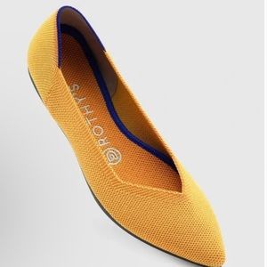 Rothy's The Point in Marigold Women's
Yellow Flat Shoe size 8.5
